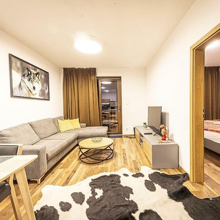 Apartmanovy Dom Poludnica - Chopok Juh 塔莱 外观 照片