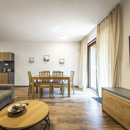 Apartmanovy Dom Poludnica - Chopok Juh 塔莱 外观 照片