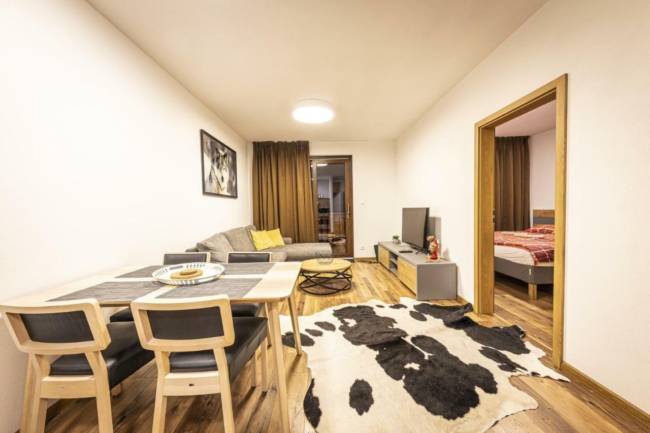 Apartmanovy Dom Poludnica - Chopok Juh 塔莱 外观 照片