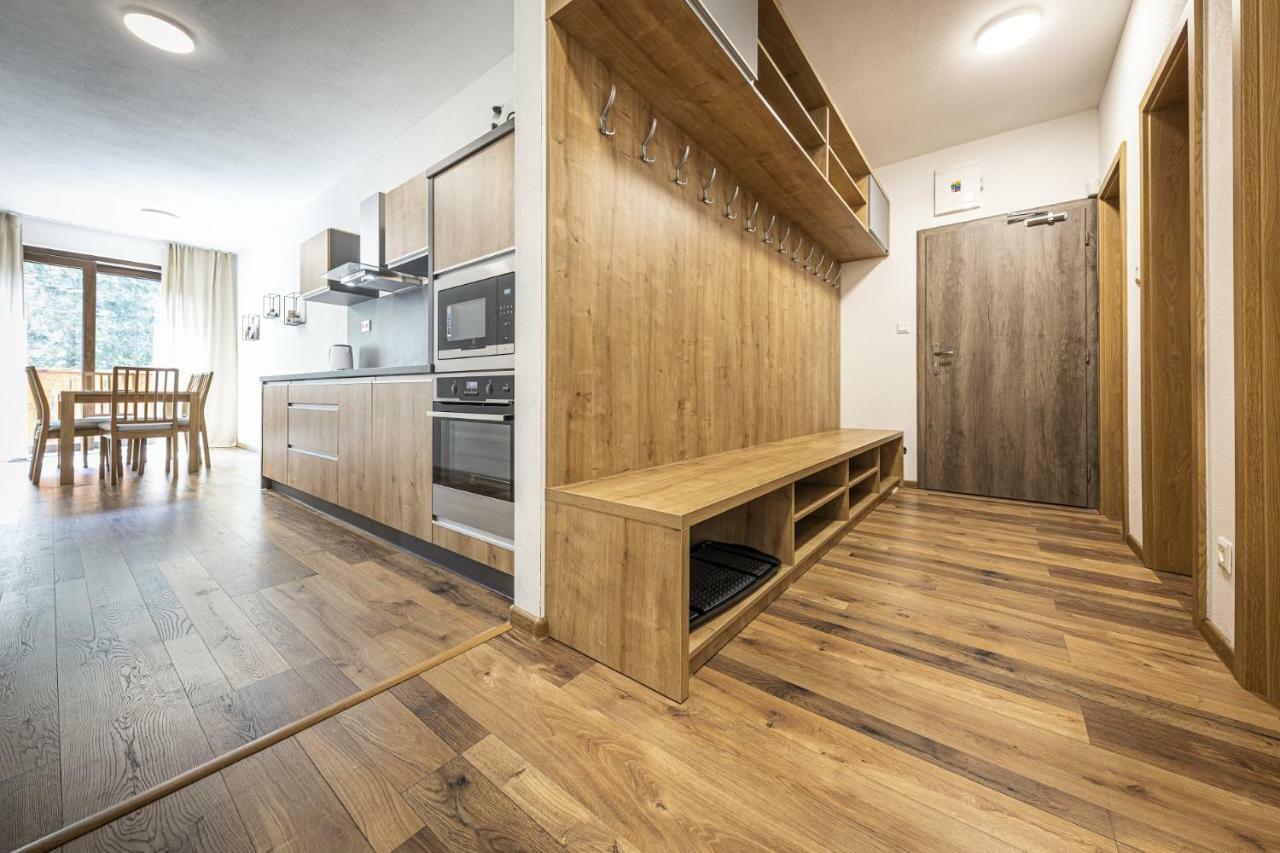 Apartmanovy Dom Poludnica - Chopok Juh 塔莱 外观 照片