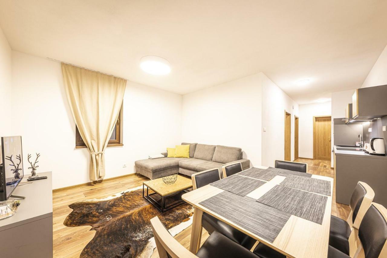 Apartmanovy Dom Poludnica - Chopok Juh 塔莱 外观 照片
