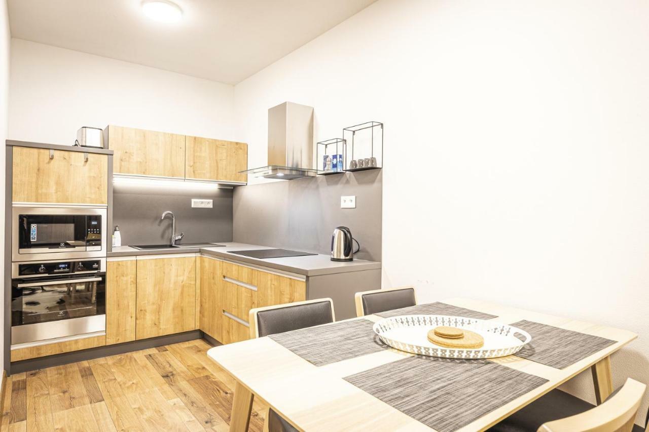 Apartmanovy Dom Poludnica - Chopok Juh 塔莱 外观 照片