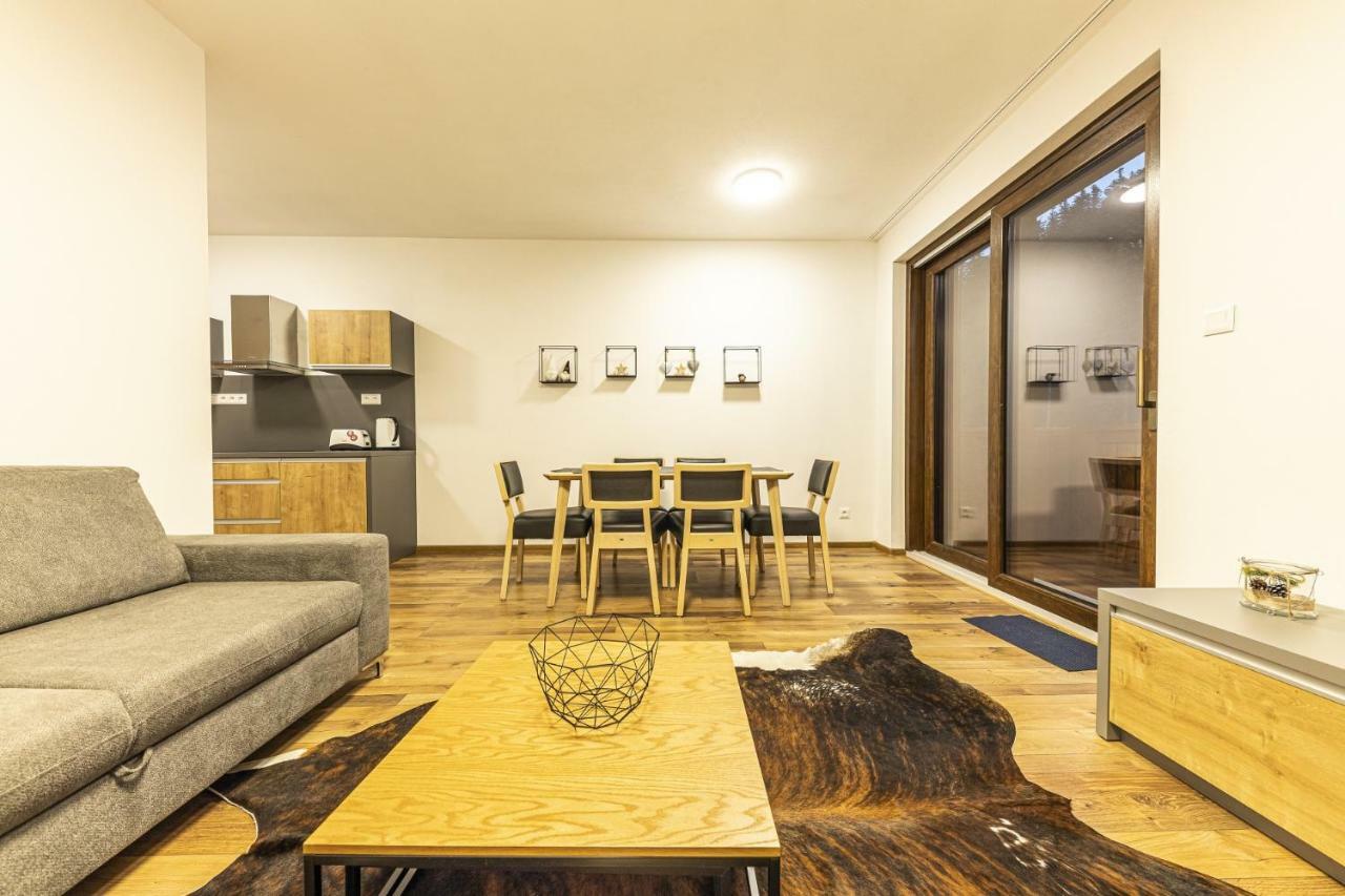 Apartmanovy Dom Poludnica - Chopok Juh 塔莱 外观 照片