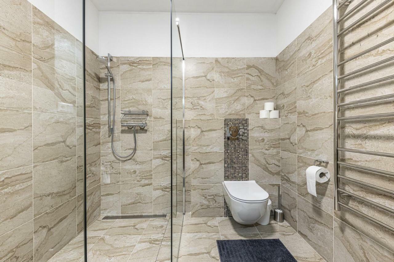 Apartmanovy Dom Poludnica - Chopok Juh 塔莱 外观 照片