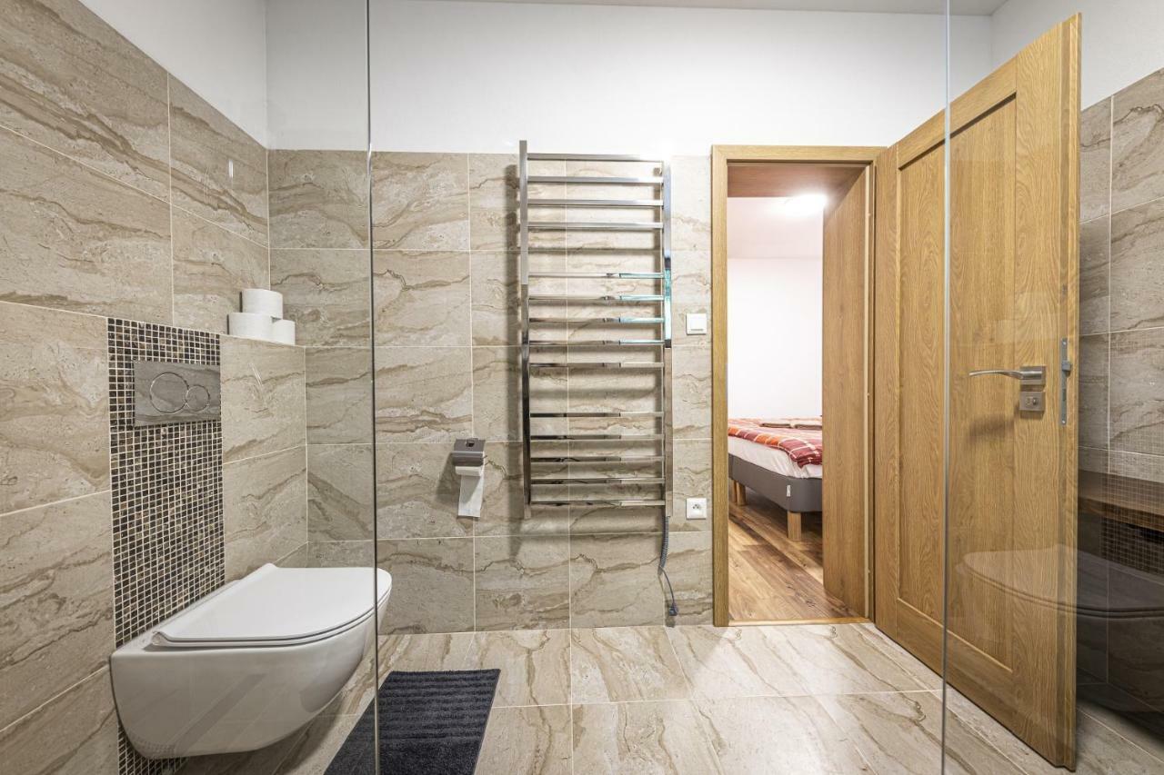 Apartmanovy Dom Poludnica - Chopok Juh 塔莱 外观 照片