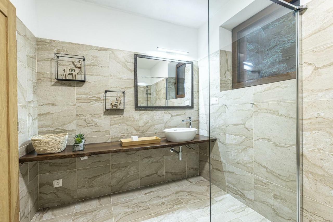Apartmanovy Dom Poludnica - Chopok Juh 塔莱 外观 照片